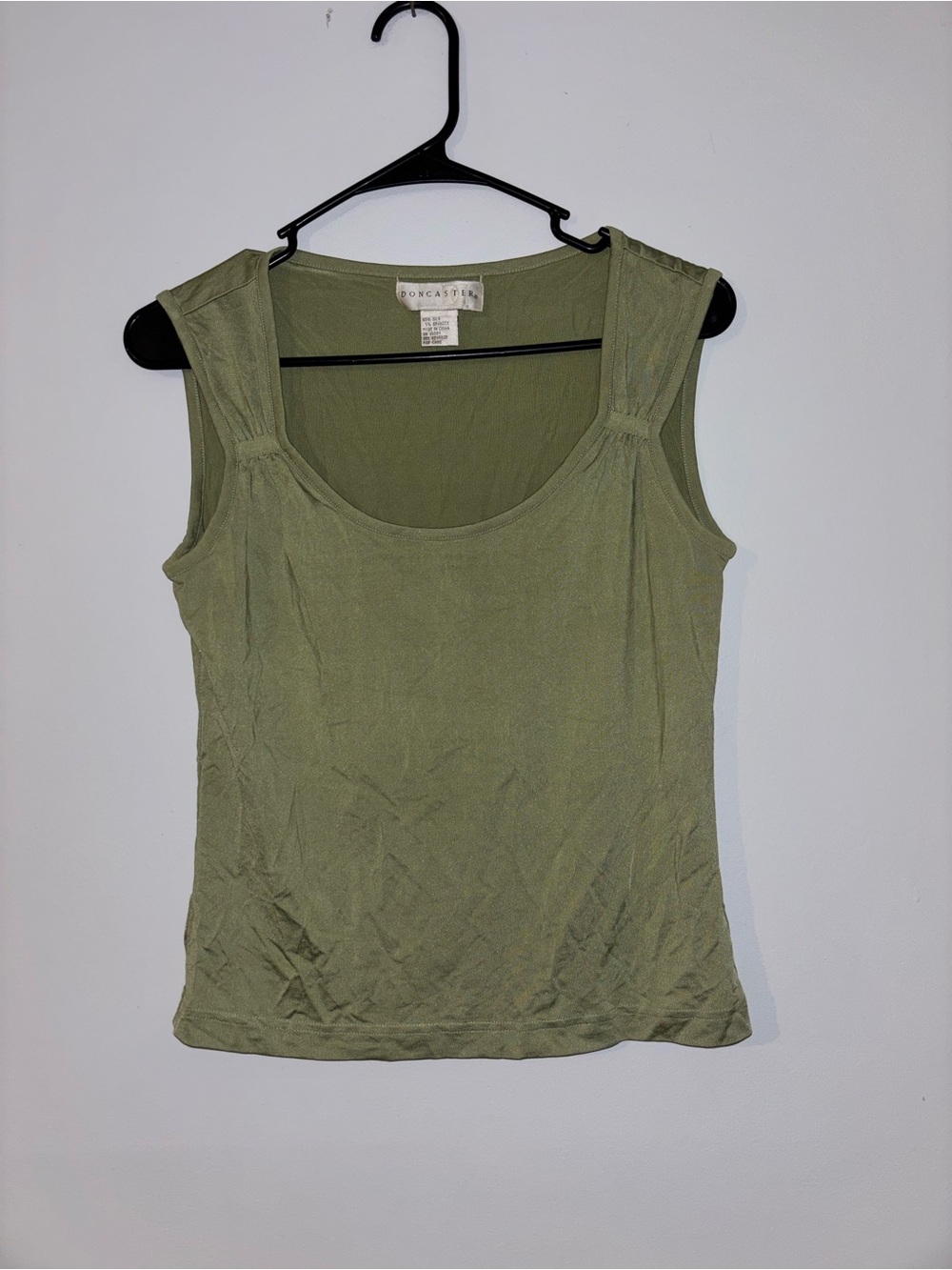 Doncaster Womens Silk Blend Scoop Neck Tank Top Sage Olive Green Pleated Shoulde
